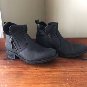 NWOT Black UGG Boots